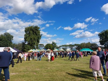 Relacja z Dożynek Powiatu Skierniewickiego w Starej Rawie, 
